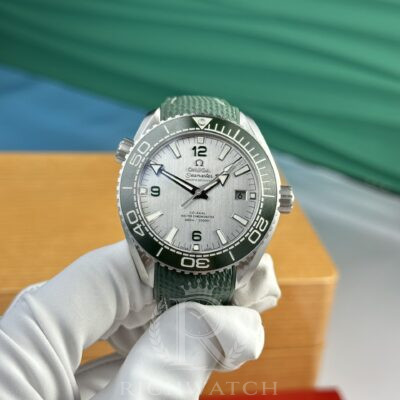 Omega Planet Ocean 600M Gray Scratched Face Blue Ceramic Bezel Best Replica Watch VSF Factory 43.5mm
